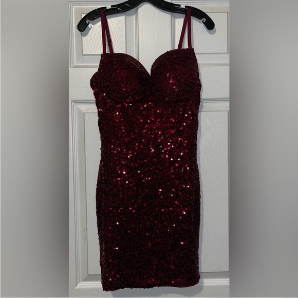 NWOT Fashion Nova Arella's Bestie Sequin Mini Dress - Picture 3 of 8